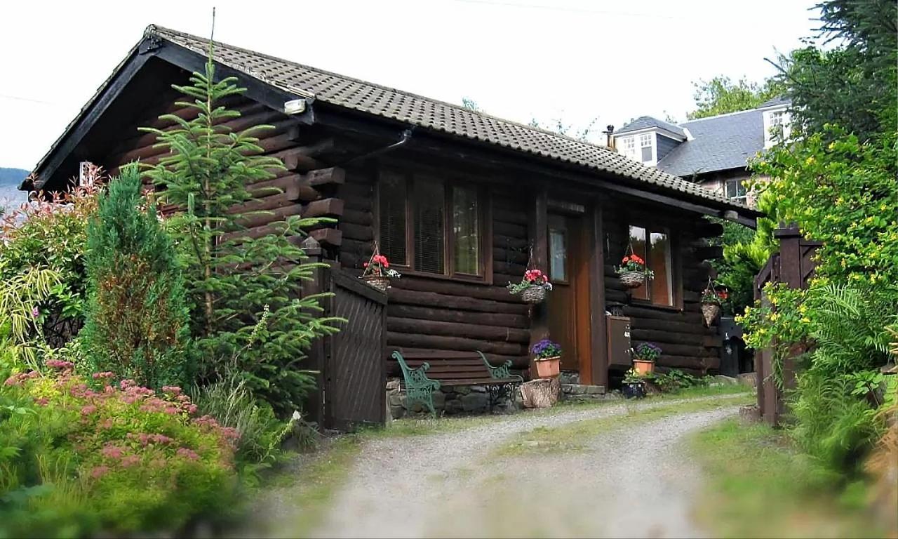 An Carraig Log Cabin Strathyre Exterior photo