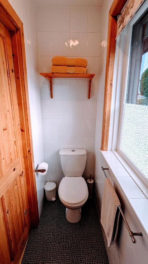An Carraig Log Cabin Strathyre Exterior photo
